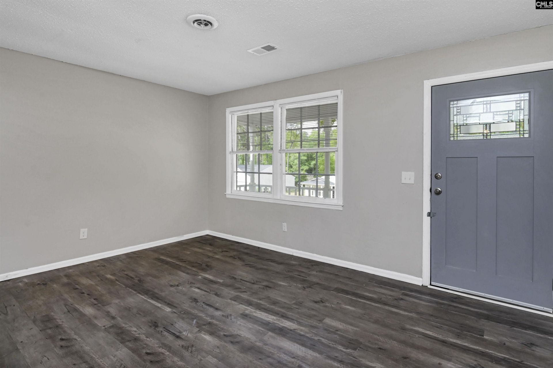 338 Briercliff Drive Photo 4