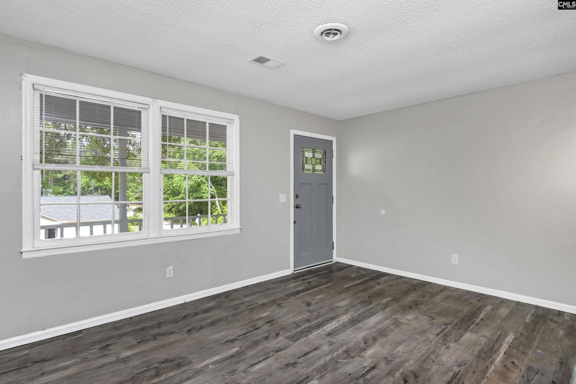 338 Briercliff Drive Photo 5