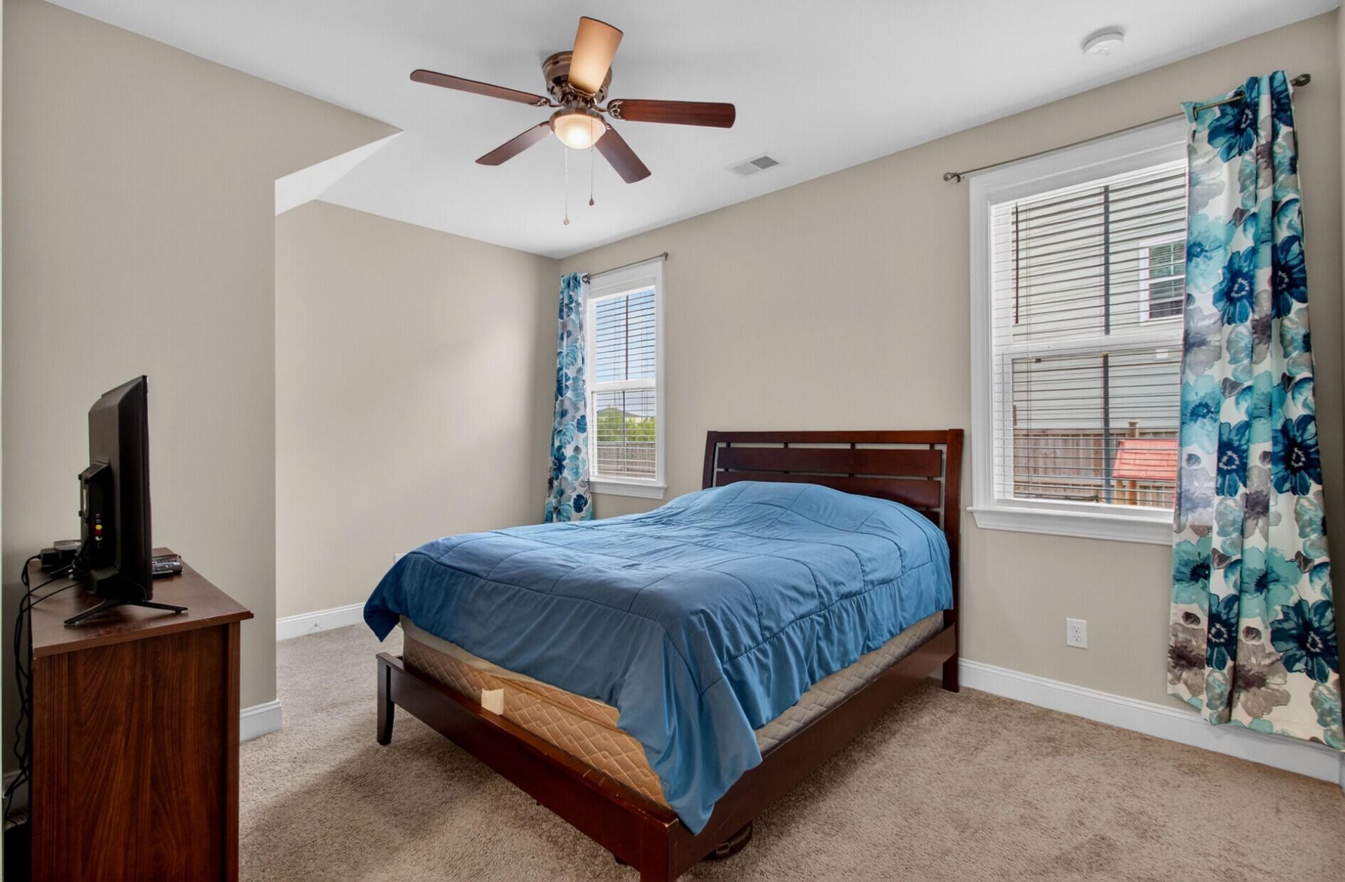 700 Sienna Way Photo 16