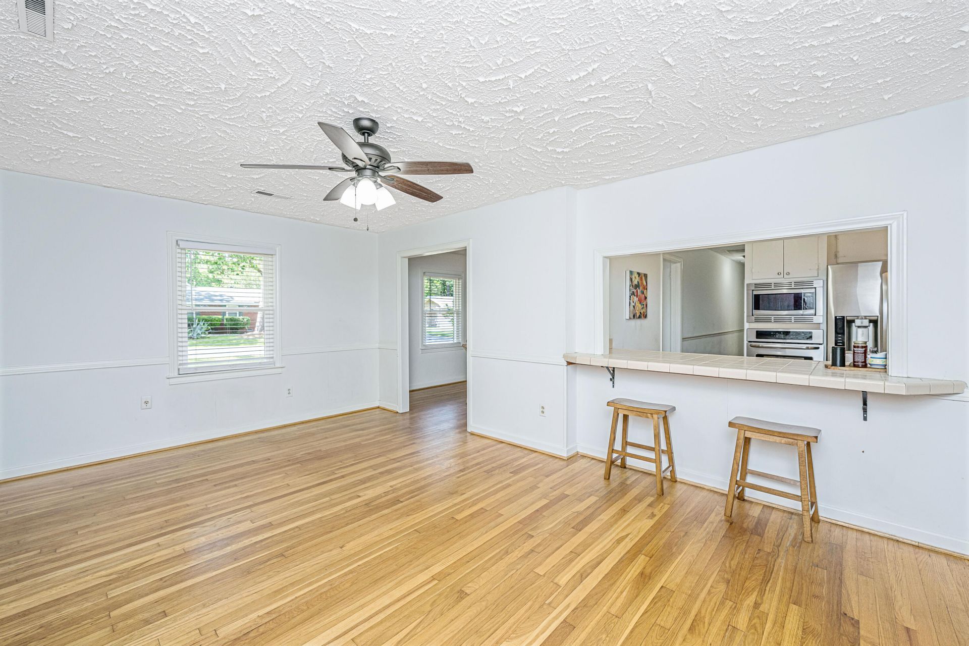 1400 W Lenevar Drive Photo 15