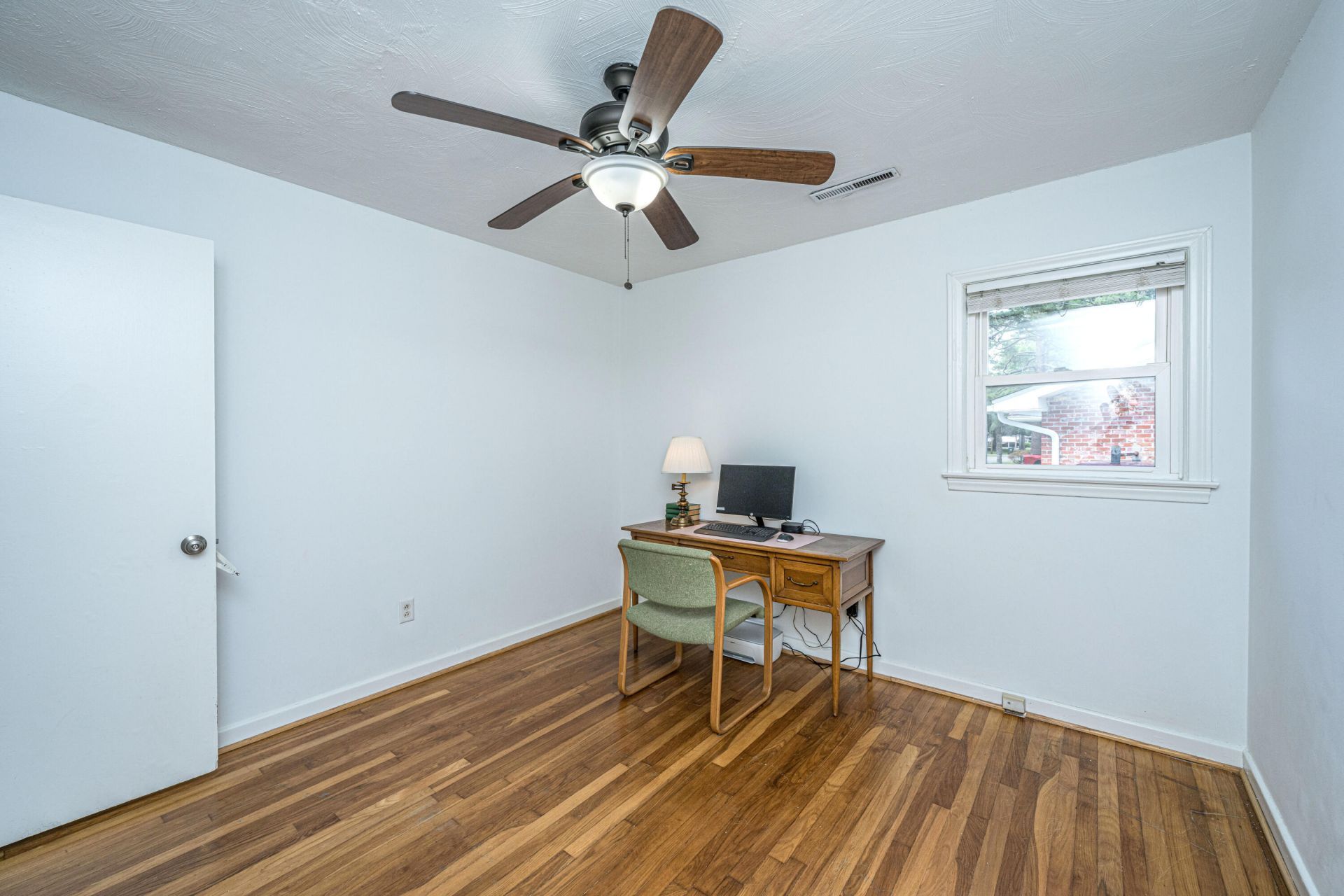 1400 W Lenevar Drive Photo 24