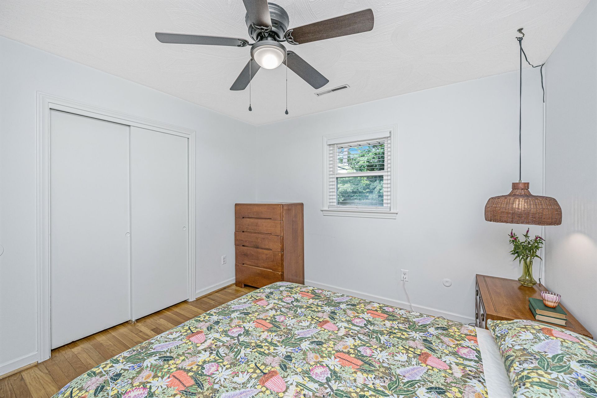 1400 W Lenevar Drive Photo 31