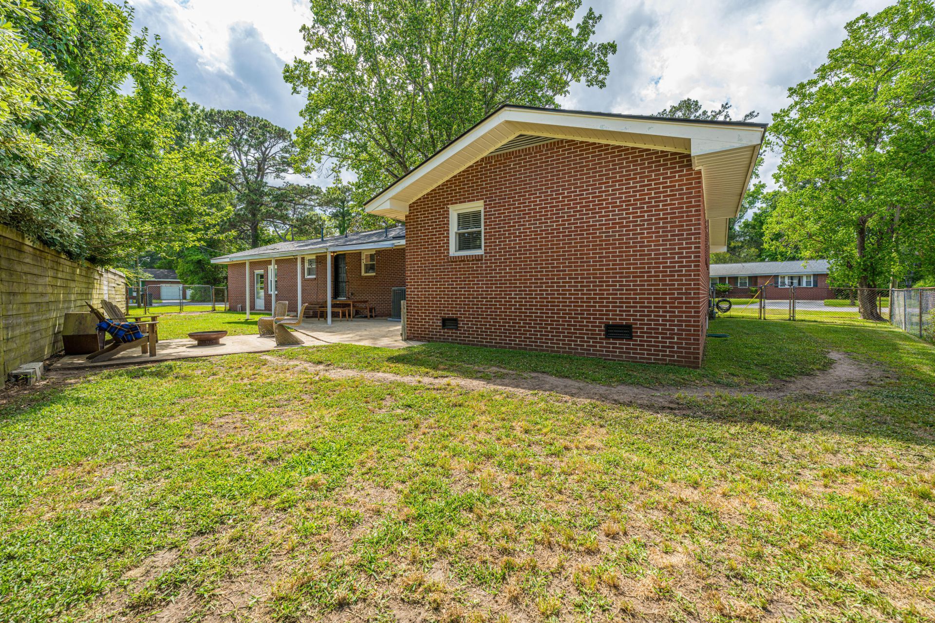 1400 W Lenevar Drive Photo 45