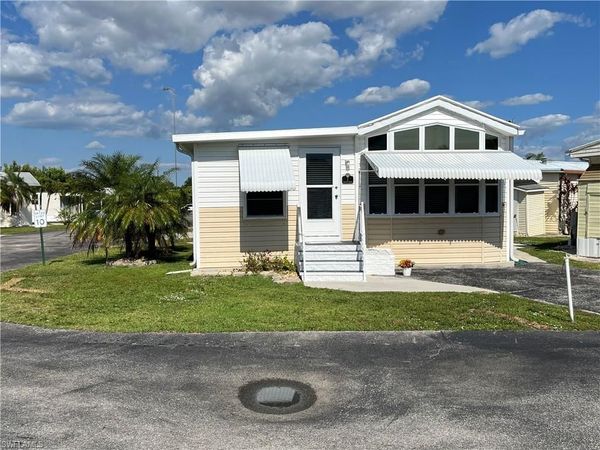 1 Zircon DR , Unit 1Z, NAPLES, FL 34114