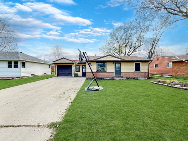 319 3rd Street SW, Clara City, MN 56222