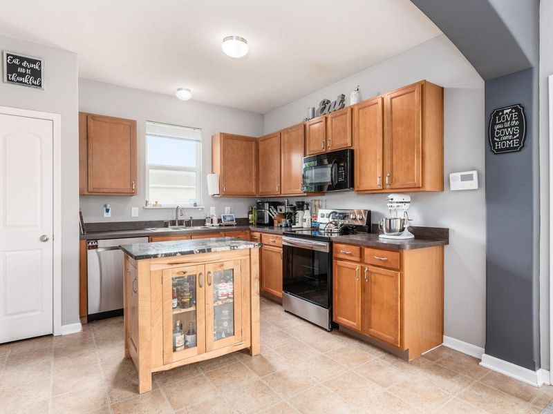6315 Red Glare Drive, Unit 273, Galloway, OH 43119 Photo 15