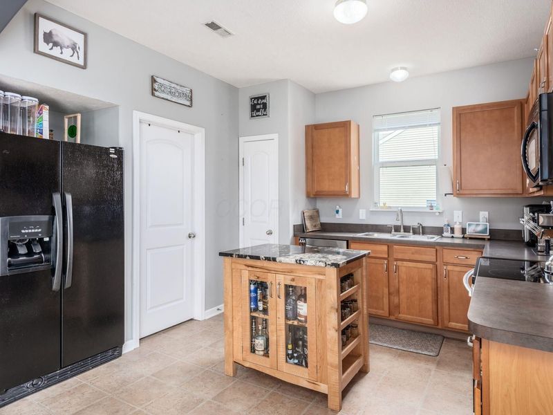 6315 Red Glare Drive, Unit 273, Galloway, OH 43119 Photo 16