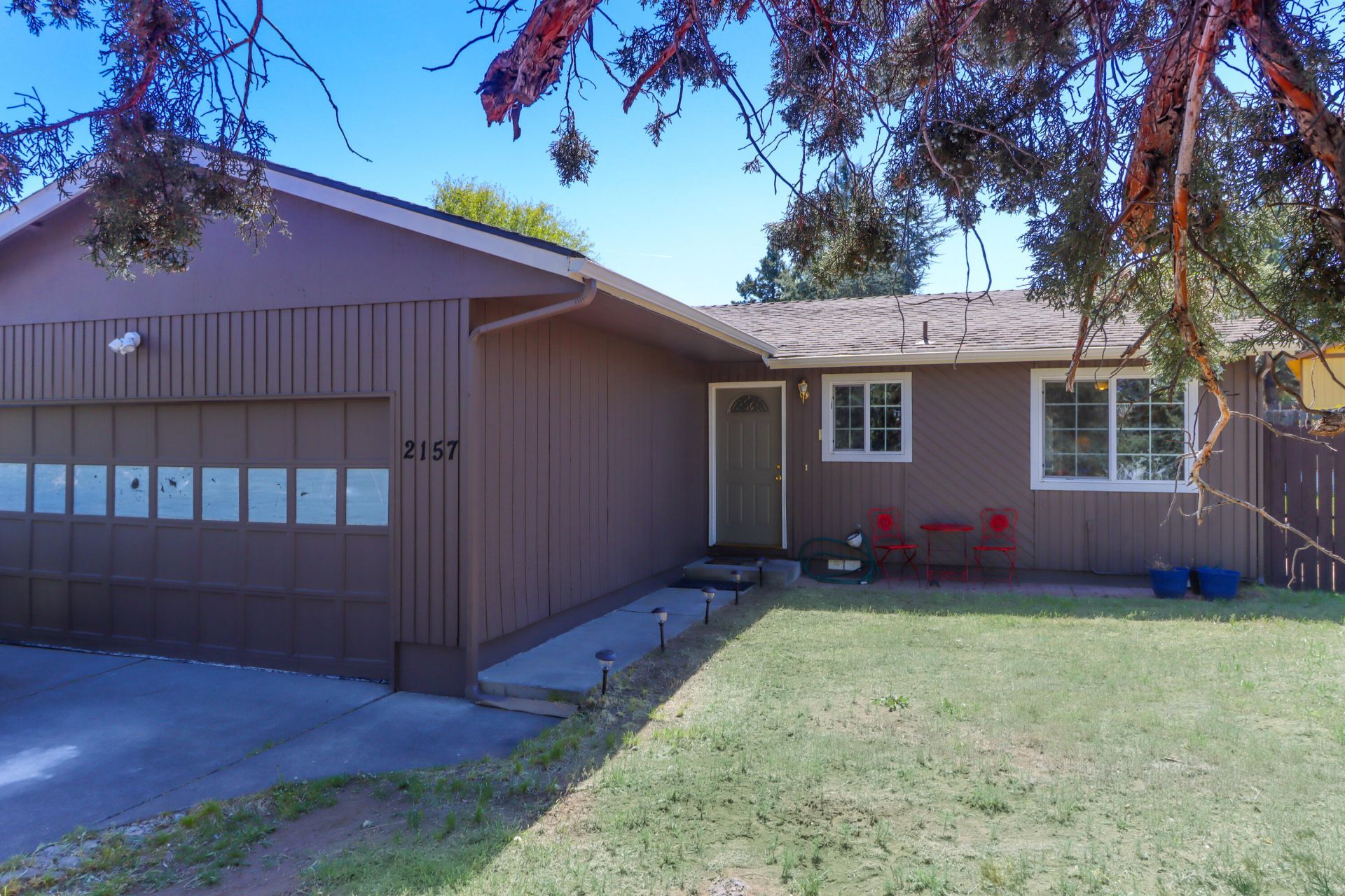 2157 NE Monterey Avenue, Bend, OR 97701 Main Photo