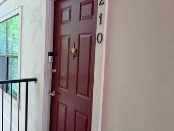1210 Old Hammond Chase , Sandy Springs, GA 30350