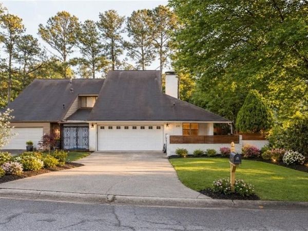 230 Halah Circle, Sandy Springs, GA 30328