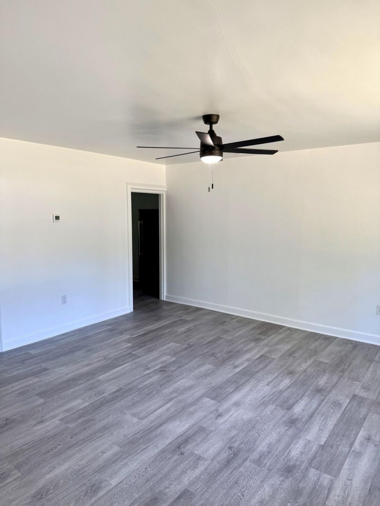 944 Park Street Photo 14