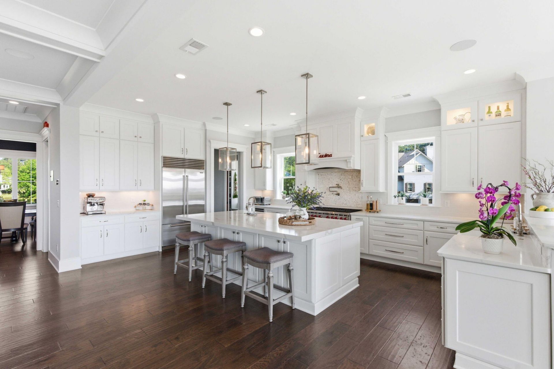3020 Intracoastal View Drive Photo 11