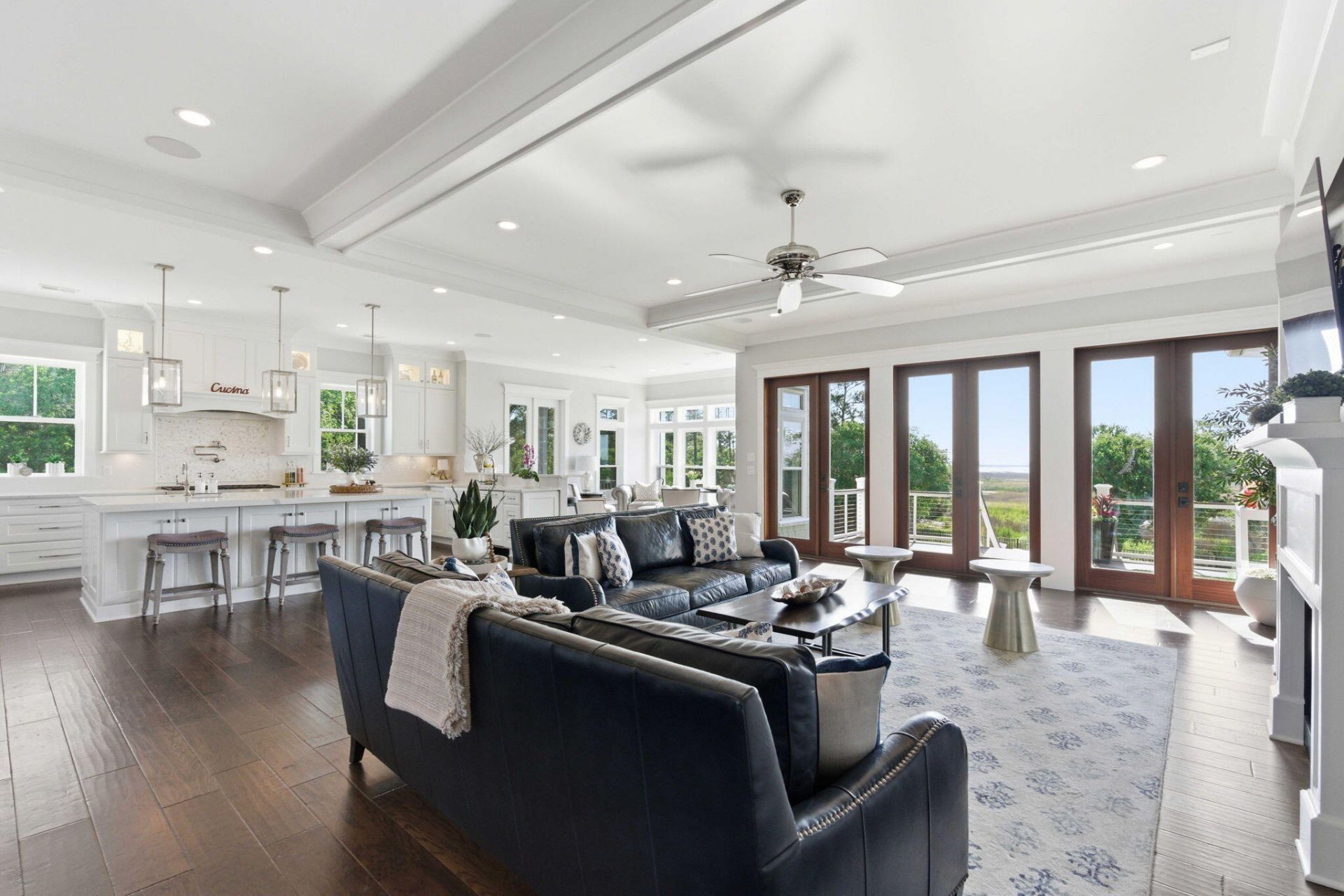 3020 Intracoastal View Drive Photo 17