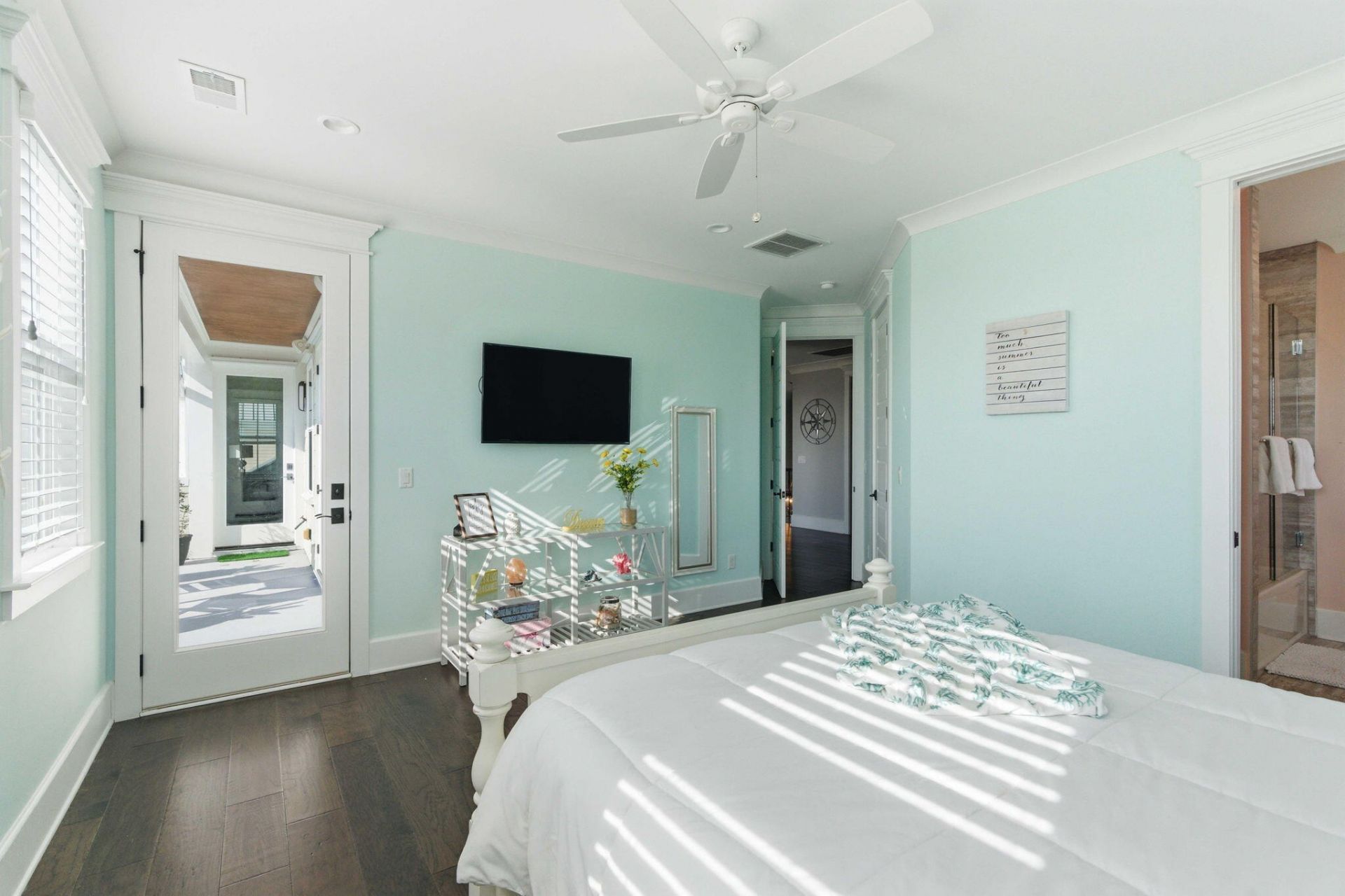 3020 Intracoastal View Drive Photo 46