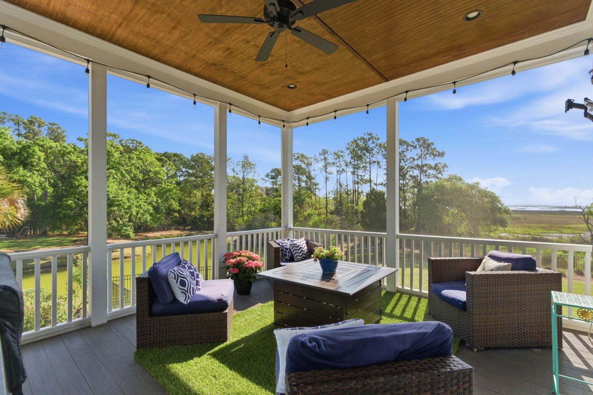 3020 Intracoastal View Drive Photo 6