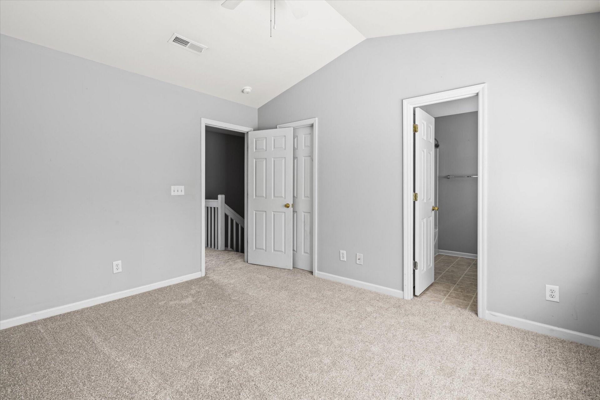 303 Kelsey Boulevard Photo 10