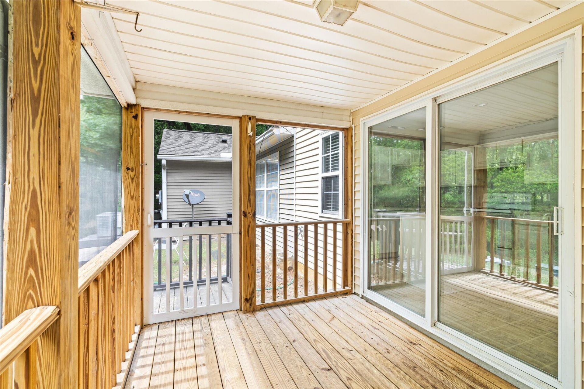 303 Kelsey Boulevard Photo 8