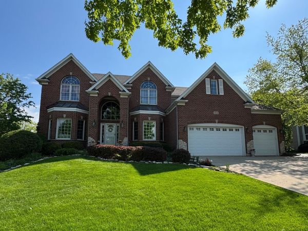 908 Knox Lane , Batavia, IL 60510