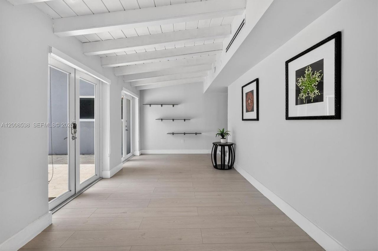 11811 SW 82nd Rd , Miami, FL 33156 Photo