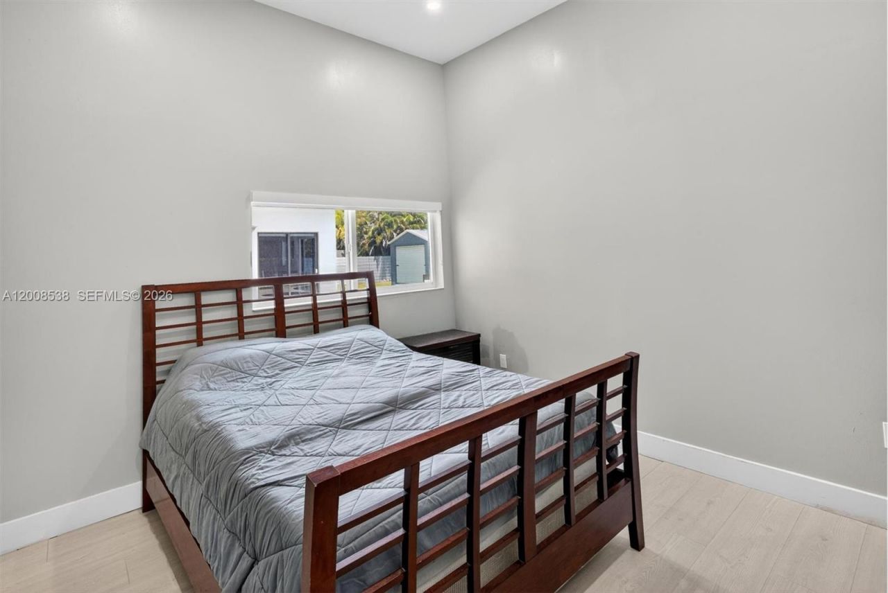 11811 SW 82nd Rd , Miami, FL 33156 Photo