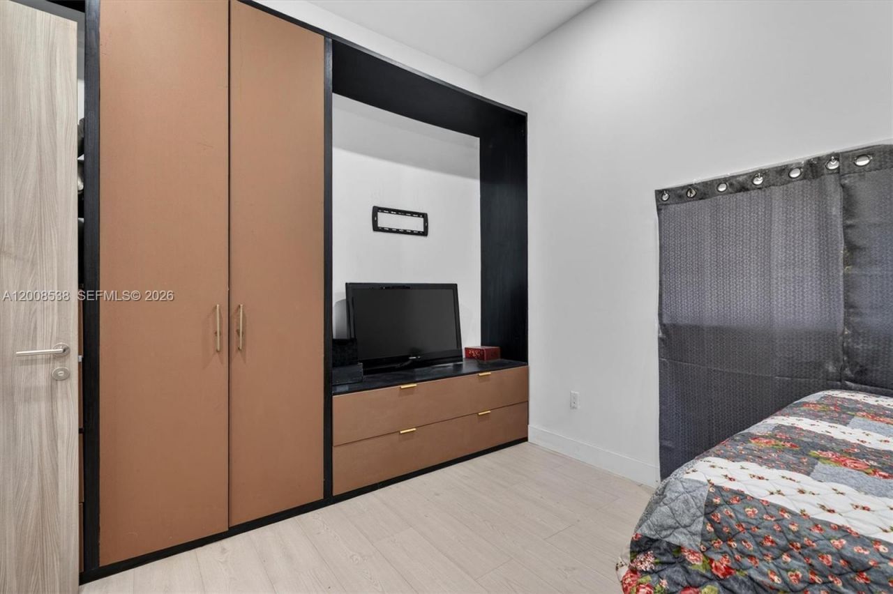 11811 SW 82nd Rd , Miami, FL 33156 Photo