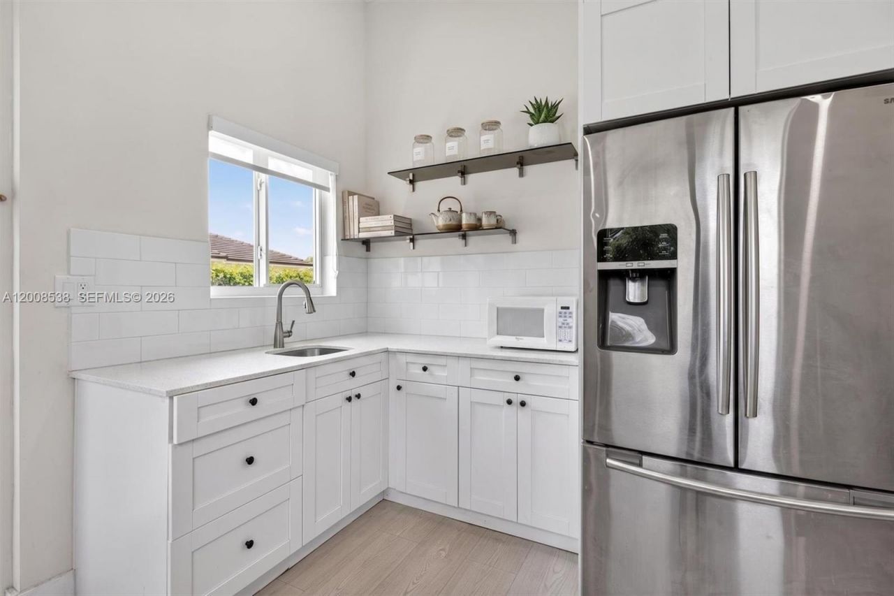 11811 SW 82nd Rd , Miami, FL 33156 Photo