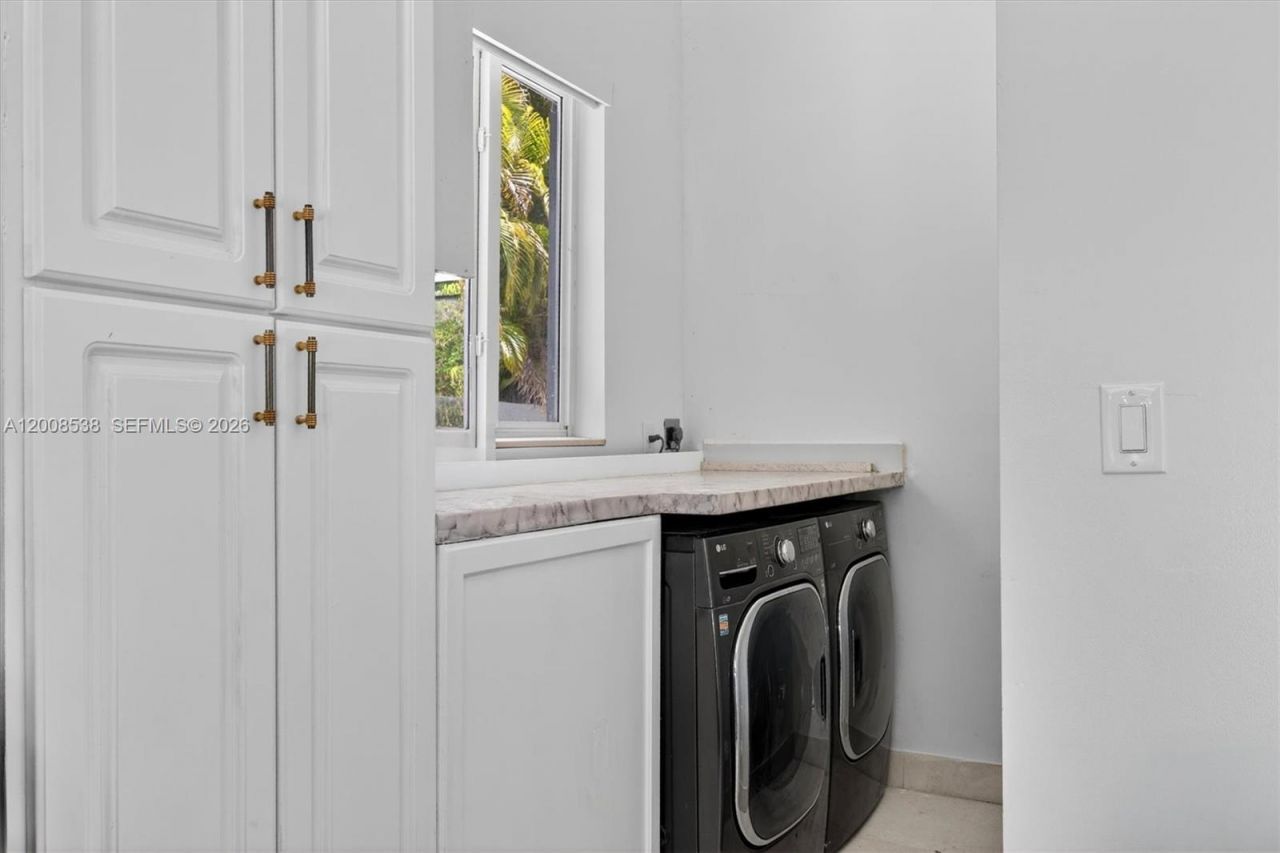 11811 SW 82nd Rd , Miami, FL 33156 Photo