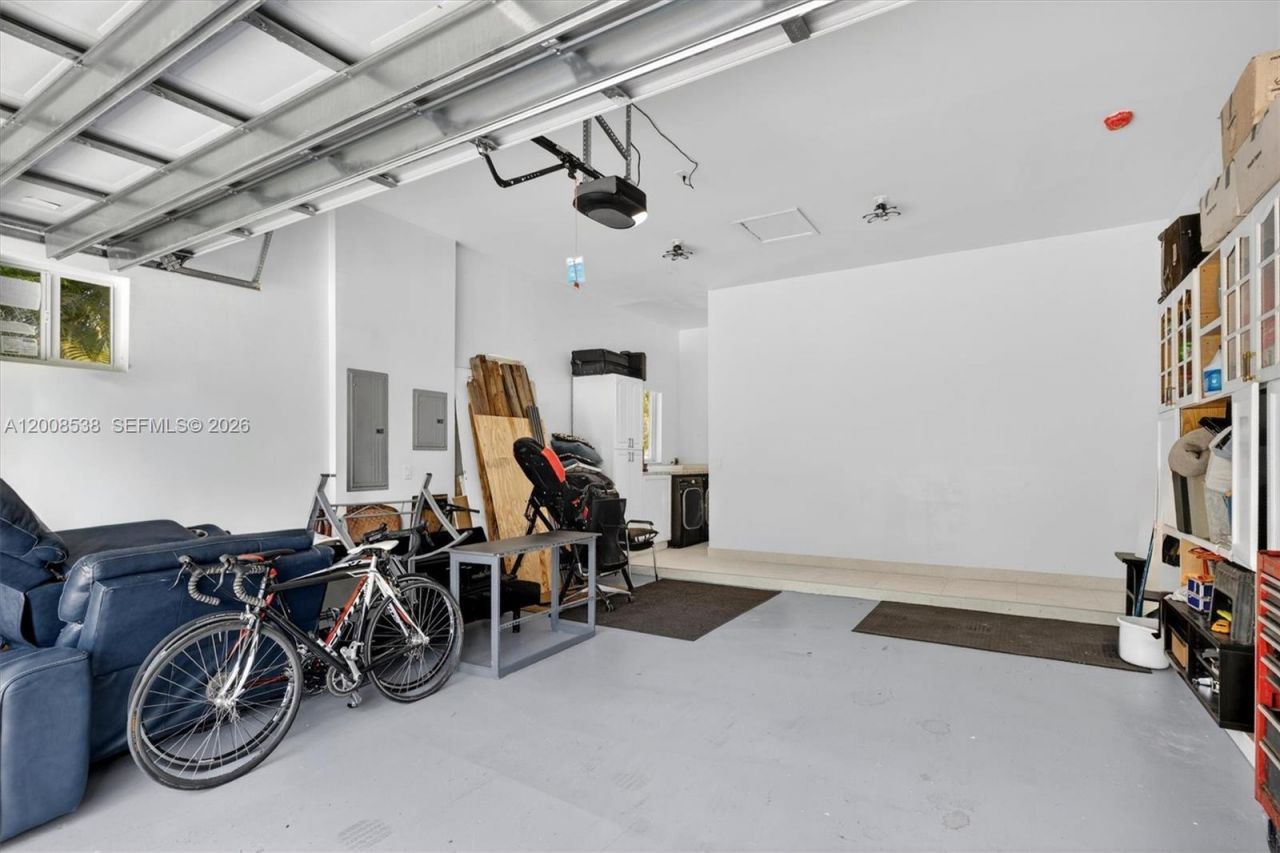 11811 SW 82nd Rd , Miami, FL 33156 Photo