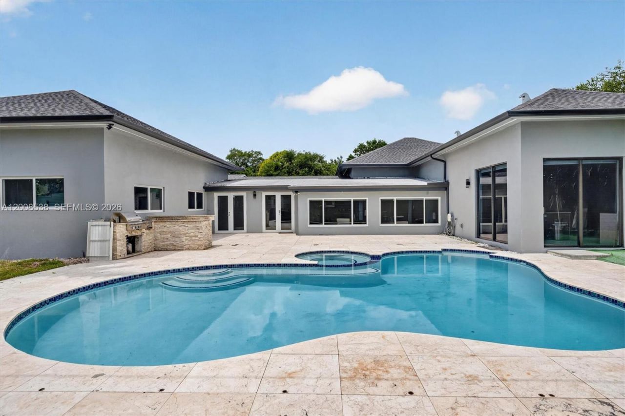 11811 SW 82nd Rd , Miami, FL 33156 Photo