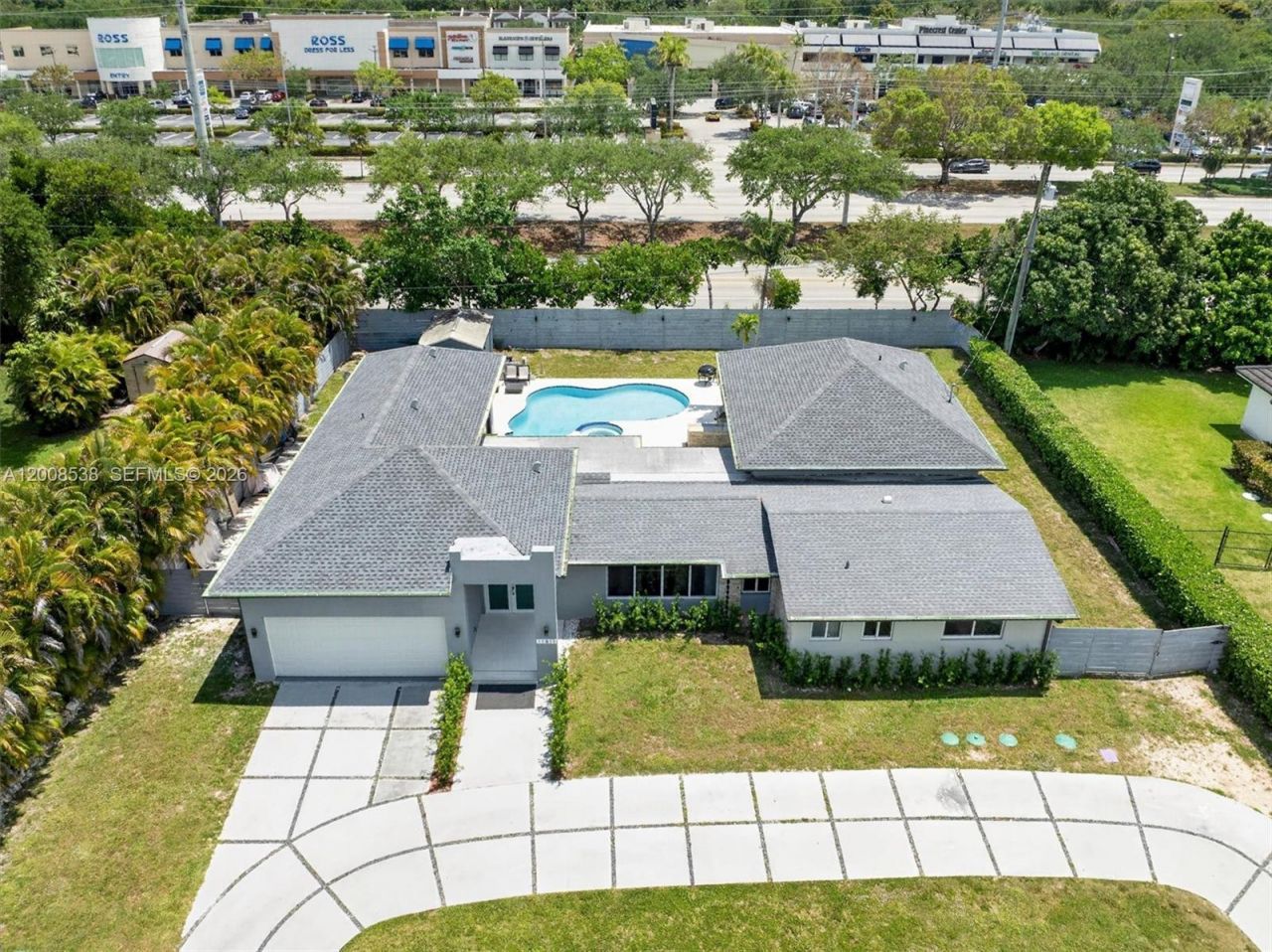 11811 SW 82nd Rd , Miami, FL 33156 Photo