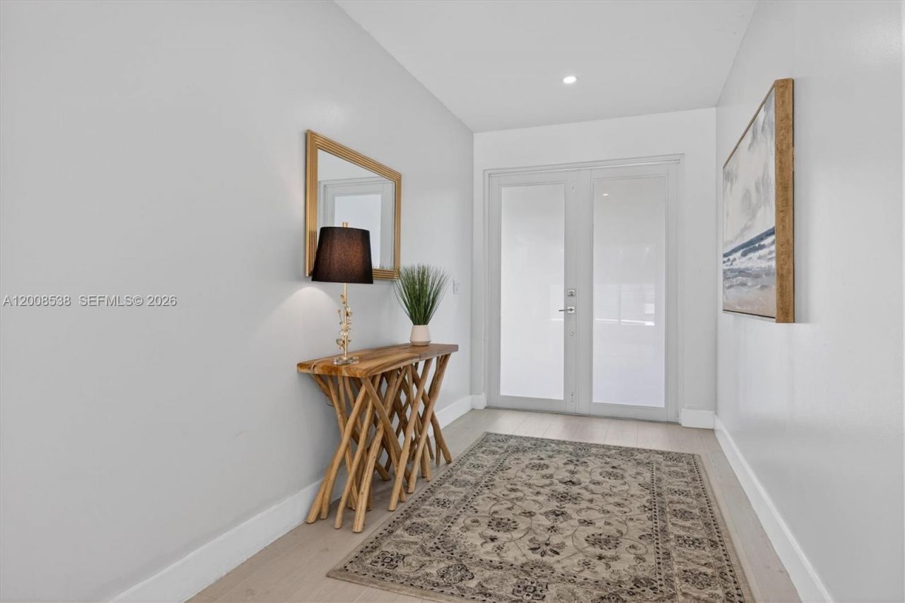 11811 SW 82nd Rd , Miami, FL 33156 Photo