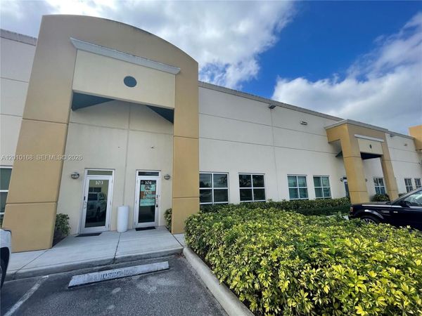 10388 W State Road 84 , Unit 102, Davie, FL 33324