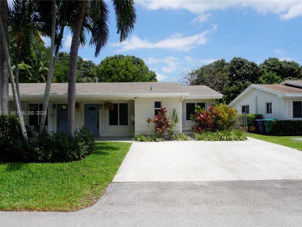 11043 SW 79th Ave , Pinecrest, FL 33156