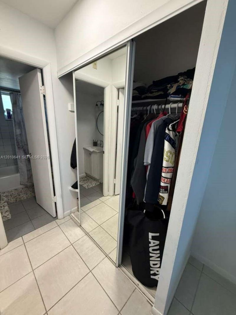Please Call For Address, Unit 24, Miami, FL 33179 Photo