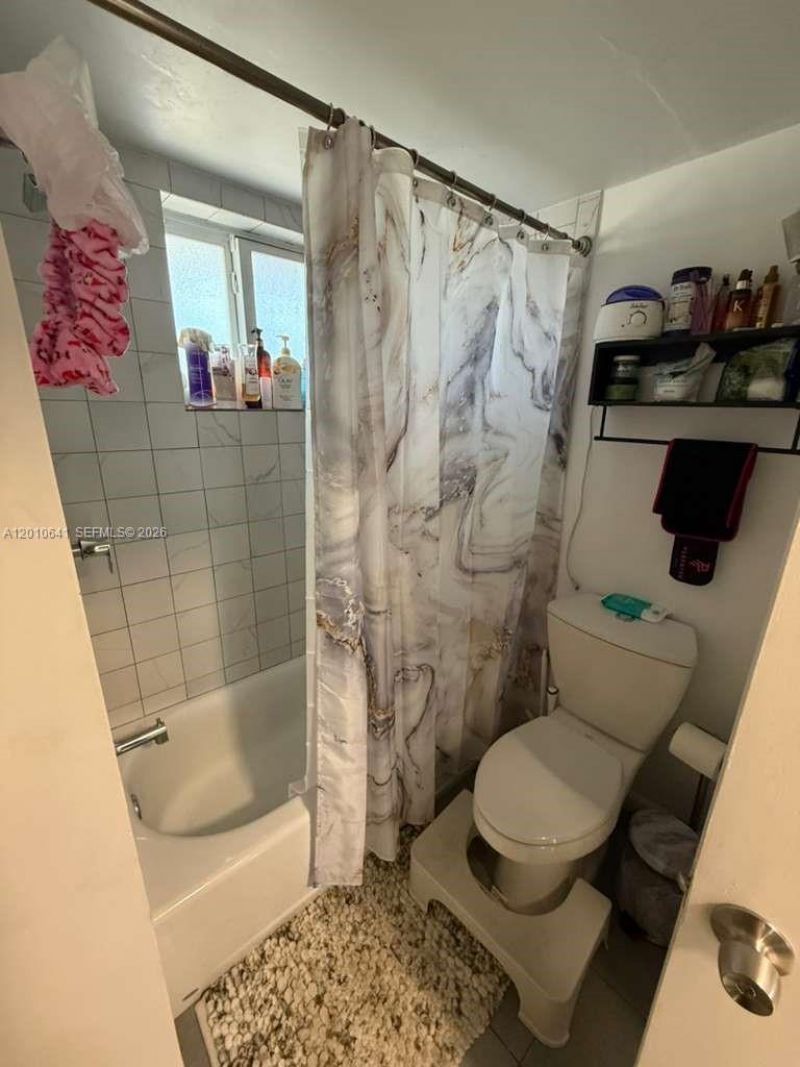 Please Call For Address, Unit 24, Miami, FL 33179 Photo