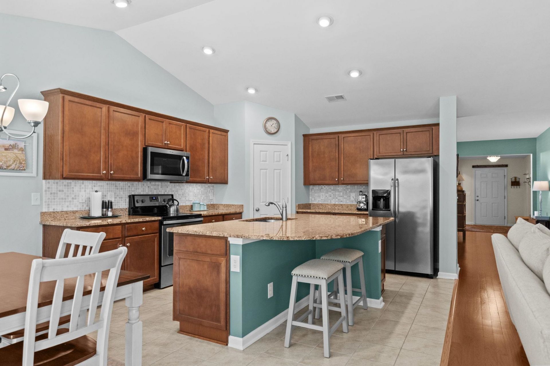 1315 Golden Valley Pl.  Photo 17