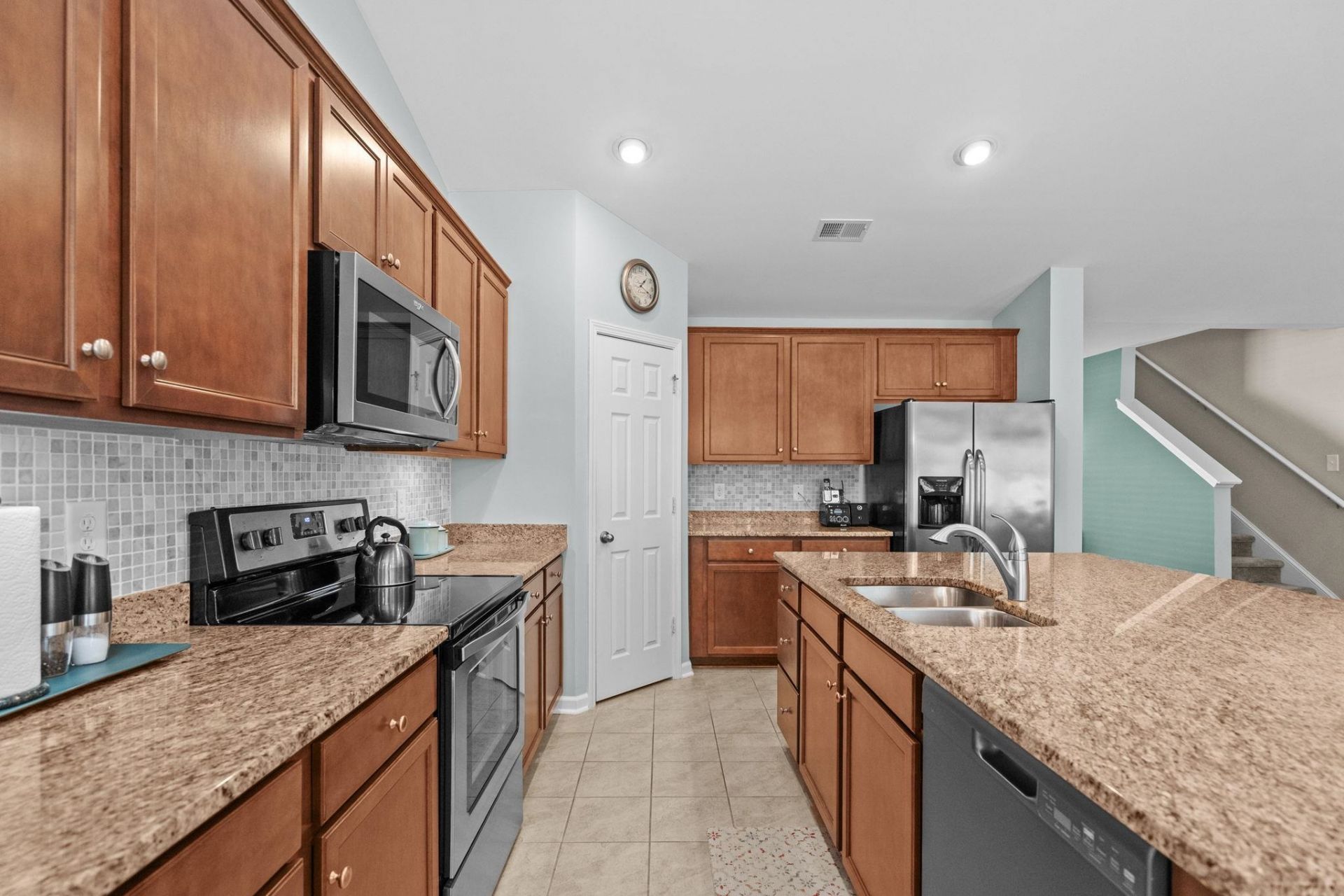 1315 Golden Valley Pl.  Photo 18