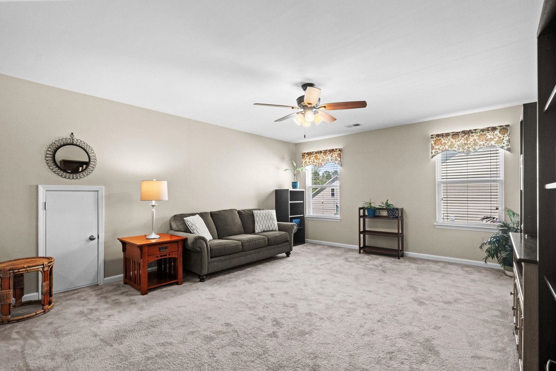 1315 Golden Valley Pl.  Photo 32