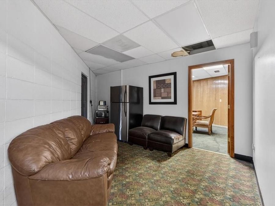 Property Image 25