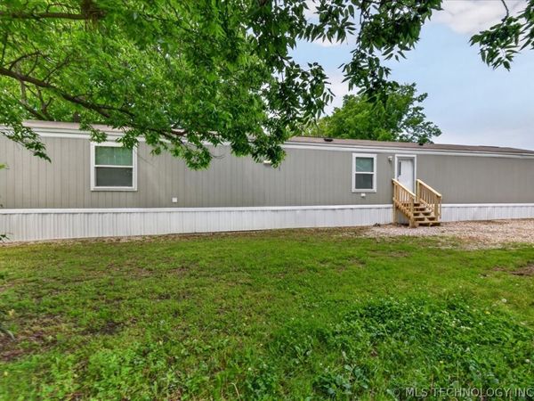 306 W Cherokee Street, Delaware, OK 74027
