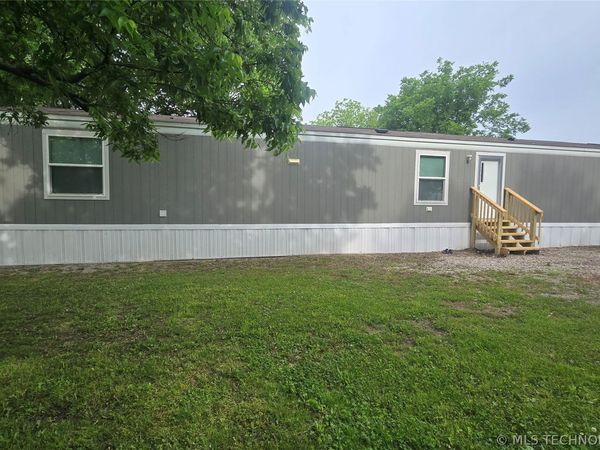 306 W Cherokee Street, Delaware, OK 74027