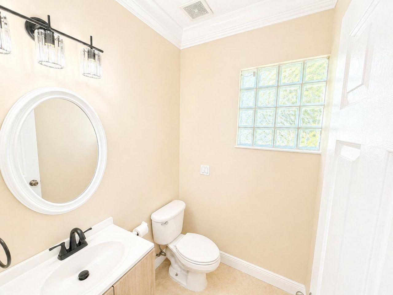 740 SW 191st Avenue, Pembroke Pines, FL 33029 Photo
