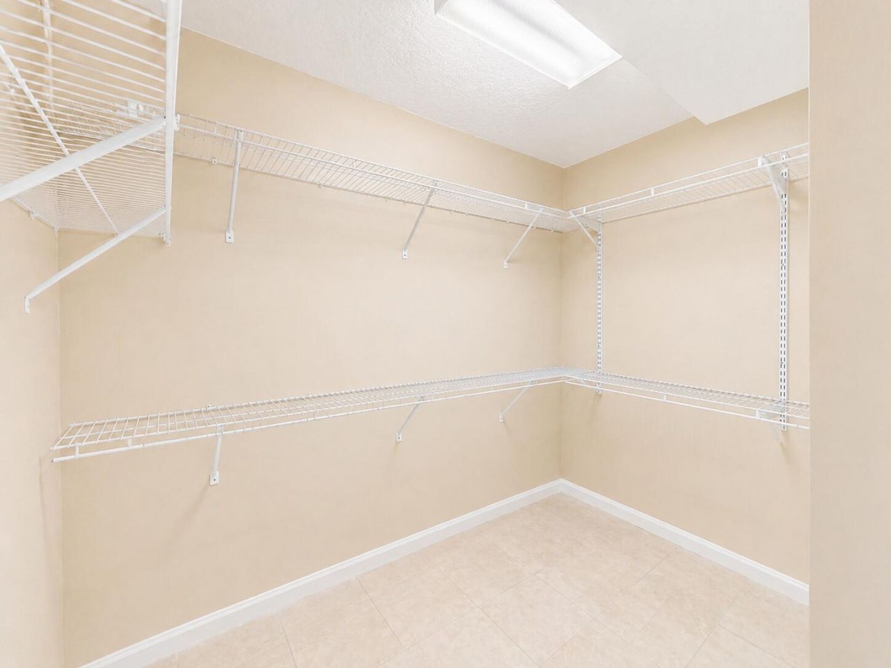 740 SW 191st Avenue, Pembroke Pines, FL 33029 Photo