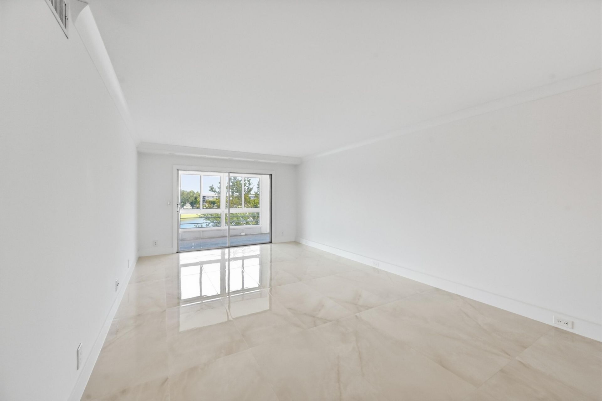 3204 Portofino Point, Unit B4, Coconut Creek, FL 33066 Photo