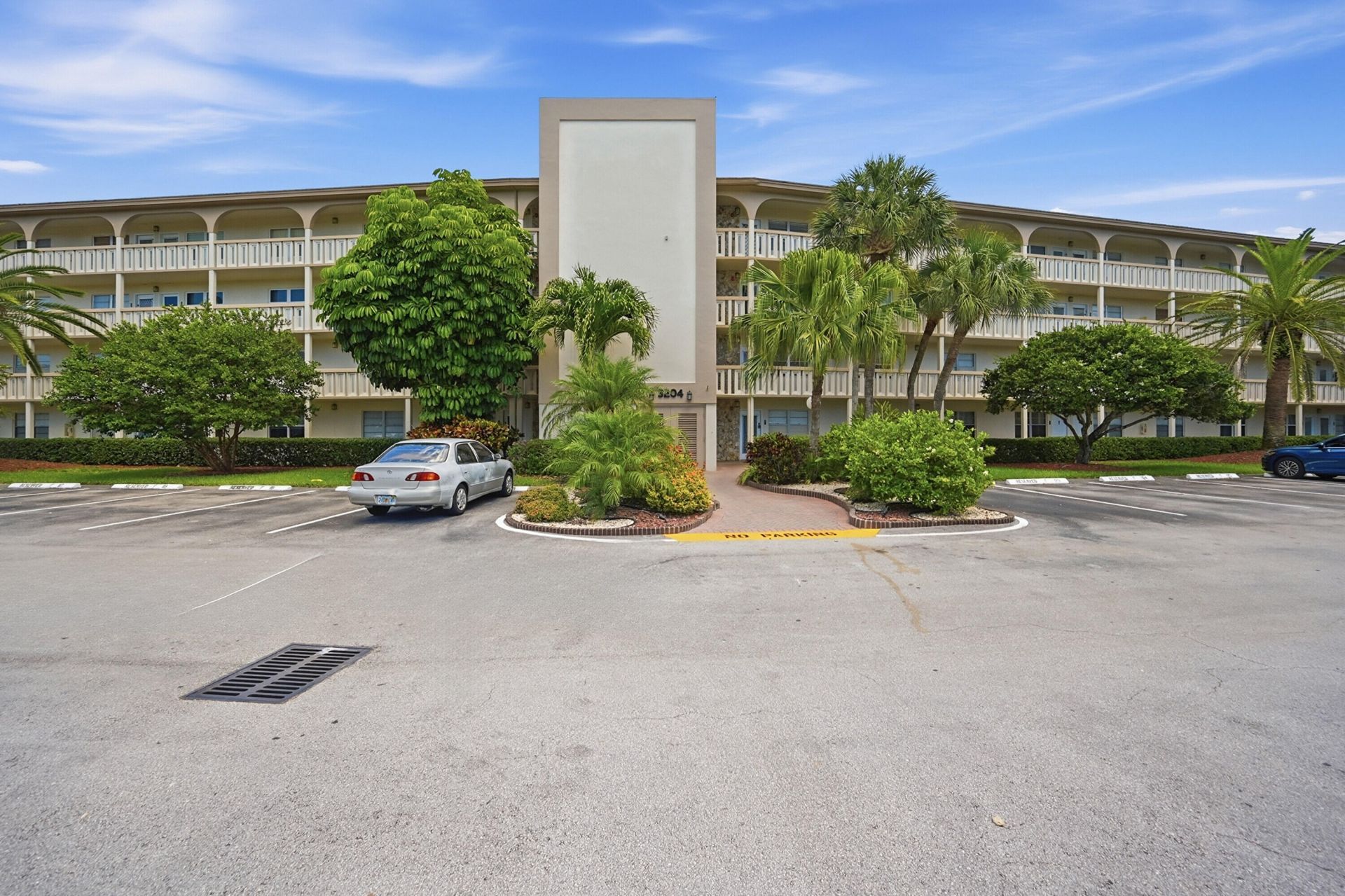 3204 Portofino Point, Unit B4, Coconut Creek, FL 33066 Photo