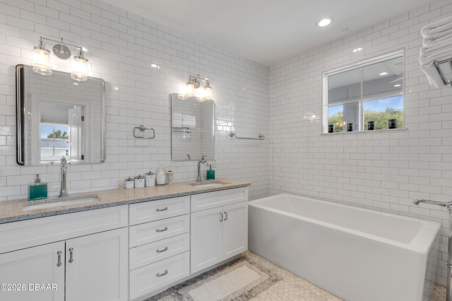 4636 Saxon Drive, New Smyrna Beach, FL 32169 Photo