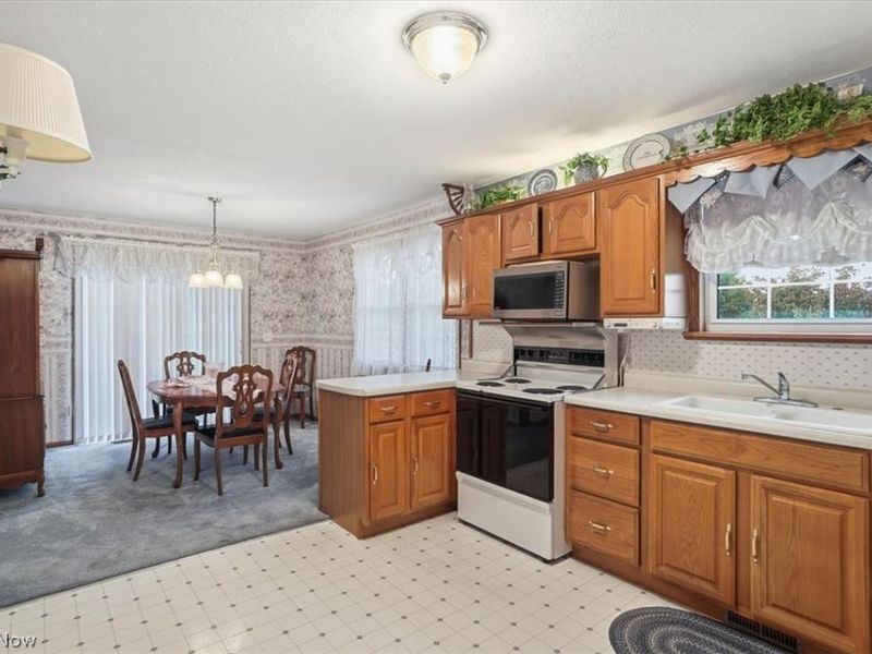 1344 Meadowbrook Lane NE, Carrollton, OH 44615 Photo 9