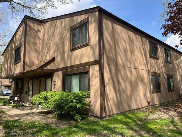 26747 Sprague Road , Olmsted Falls, OH 44138