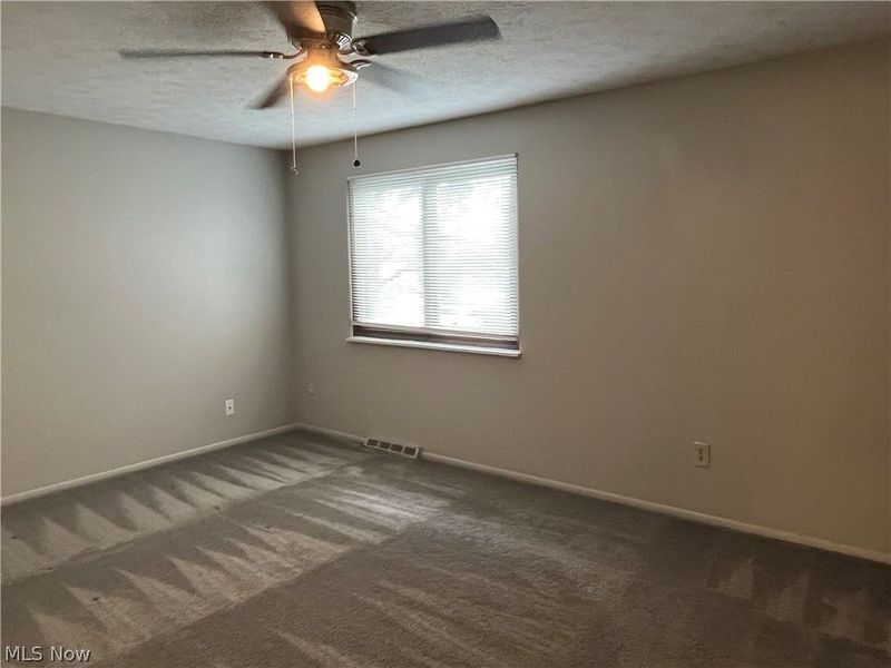26747 Sprague Road, Olmsted Falls, OH 44138 Photo 4