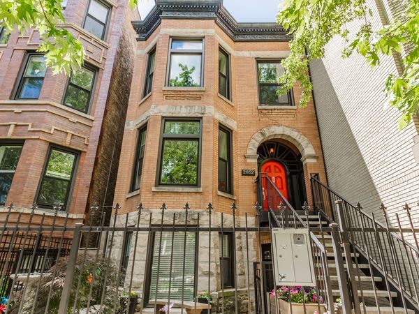 2852 N Albany Avenue , Unit 1, Chicago, IL 60618